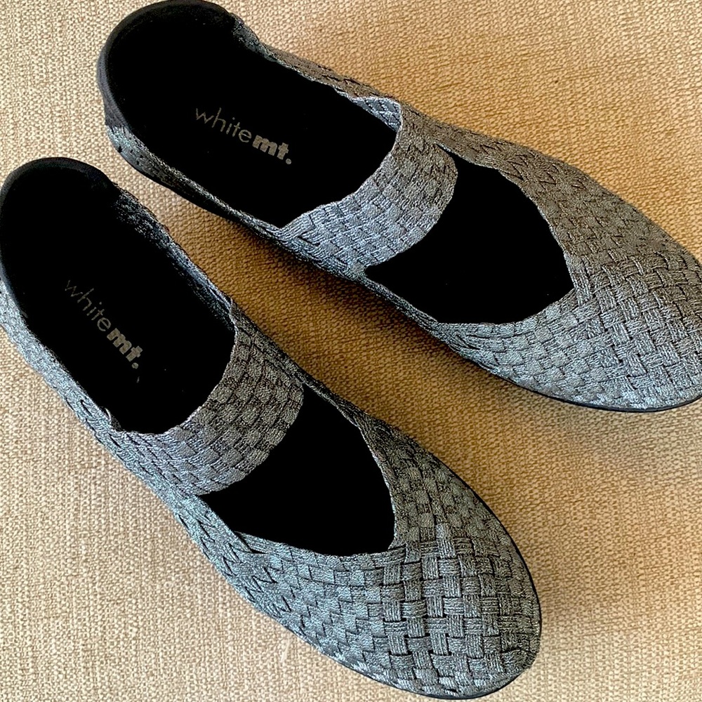 White Mountain slip on stretch evening to casualwear silver shoes